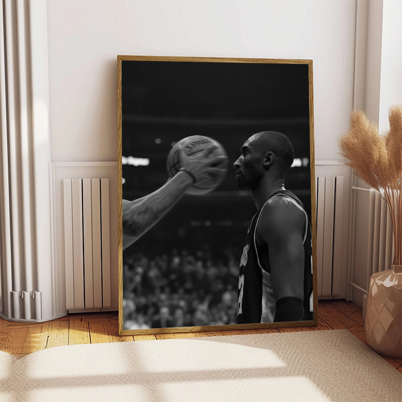Black and White Basketball Sta - Sports Equipment Poster recension och pris