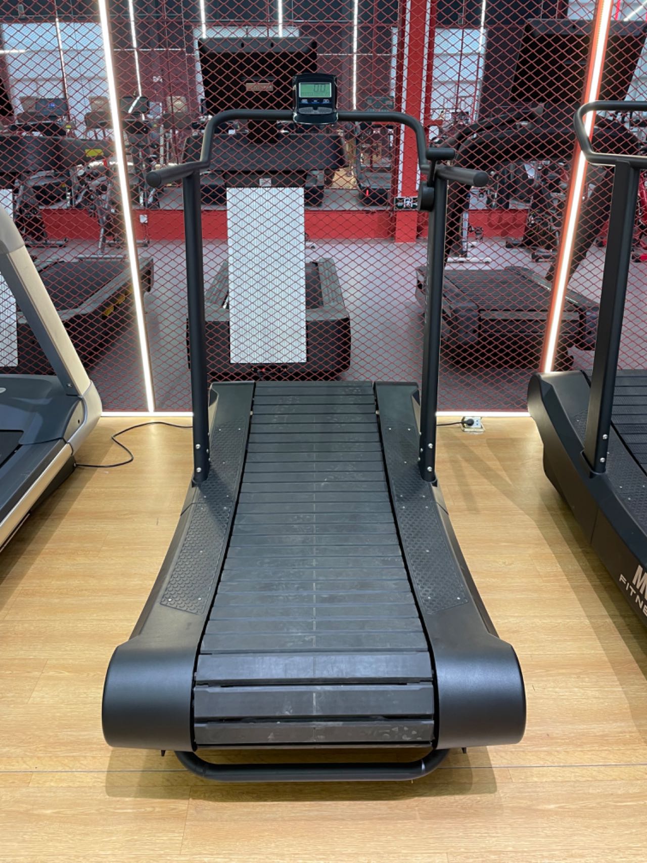 Treadmill Wholesales Self Non  - Sports Equipment Logo recension och pris